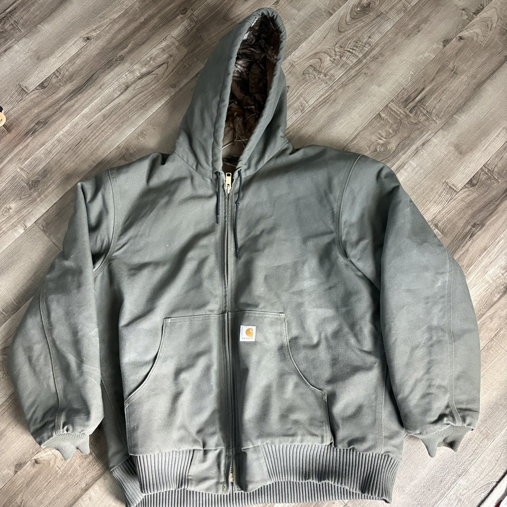 Vintage Carhartt green camo realtreeActive Huntsman Jacket XL made in Mexico
